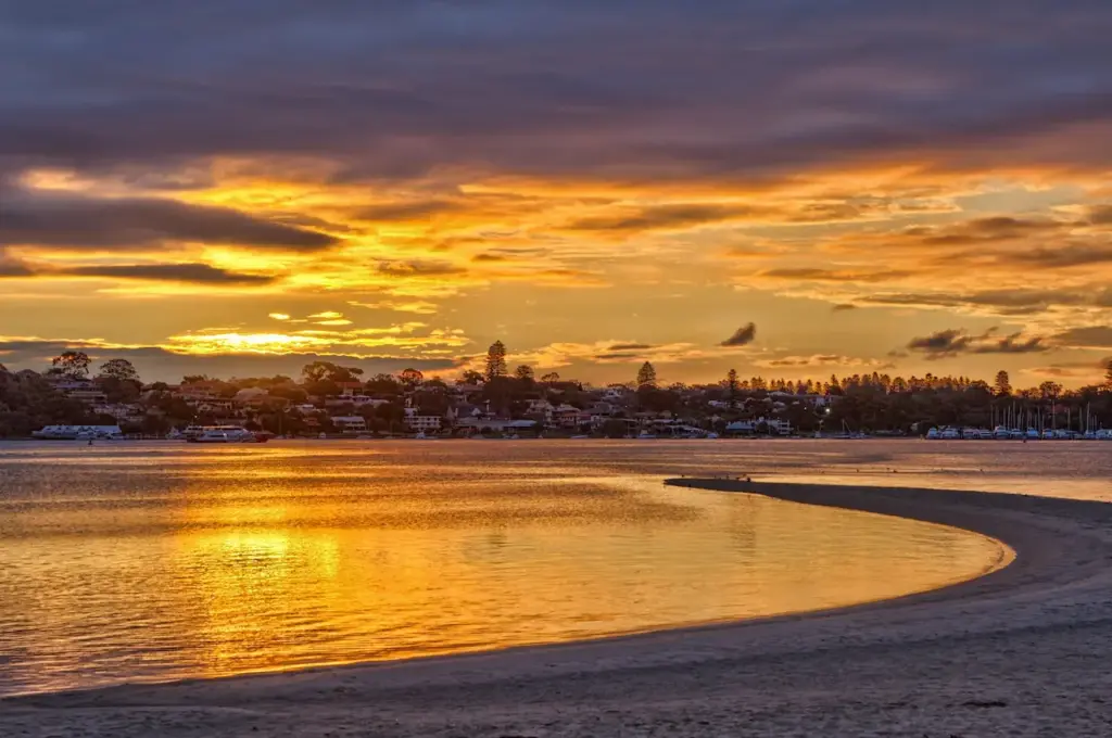 Things To Do In Swan River At Sunset